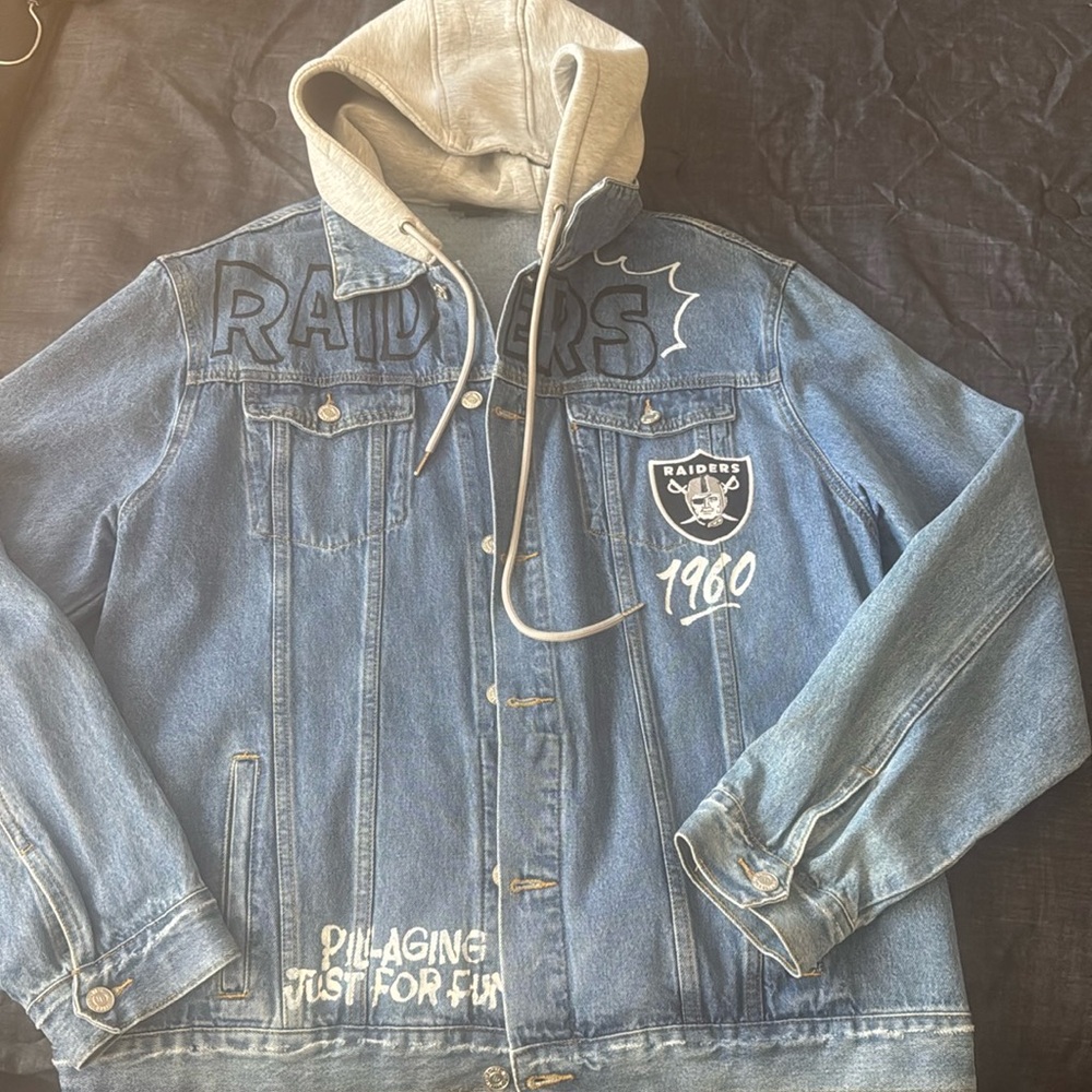 Woman’s NFL Raider Jean Jacket